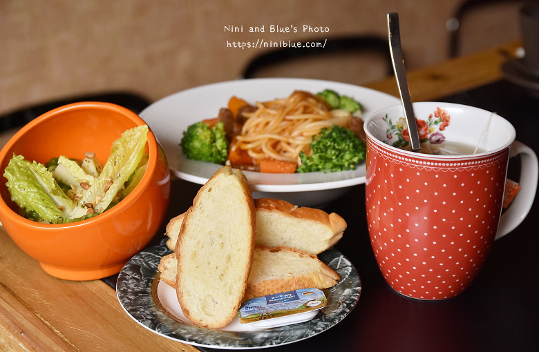 台中早午餐幕比咖啡25