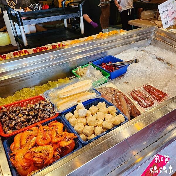 高雄市鳳山區【高雄‧鳳山】152番地│聚餐合菜超澎湃大碗公菜色,有包廂!