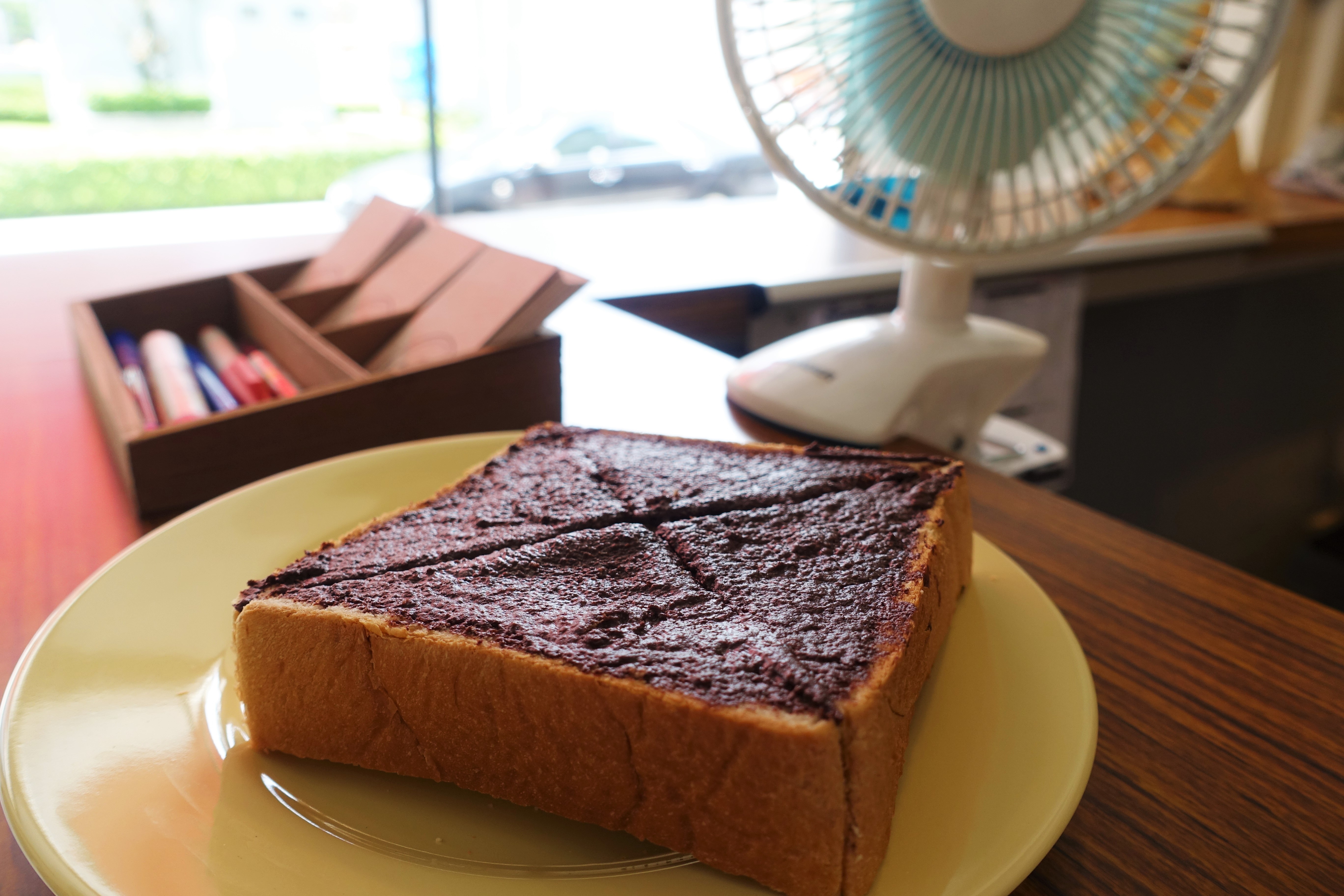 『捷運忠孝敦化站│仁愛圓環』LoveN 朗文咖啡(三訪)-CP值高商業午餐、沒營業會令人崩潰的上班族秘密基地