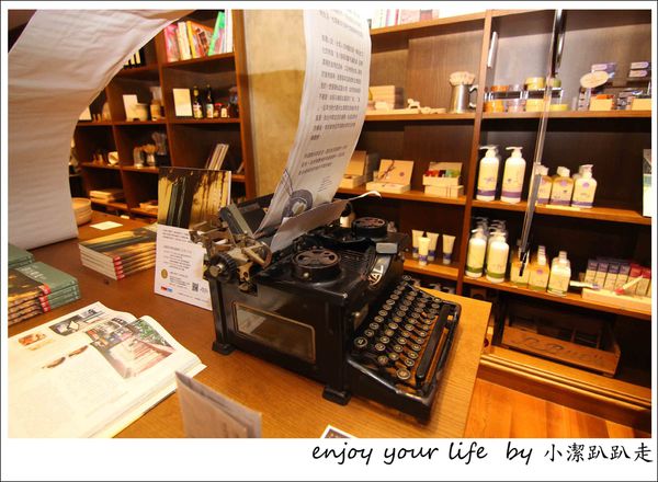 IMG_7103.JPG IMG_7103.JPG