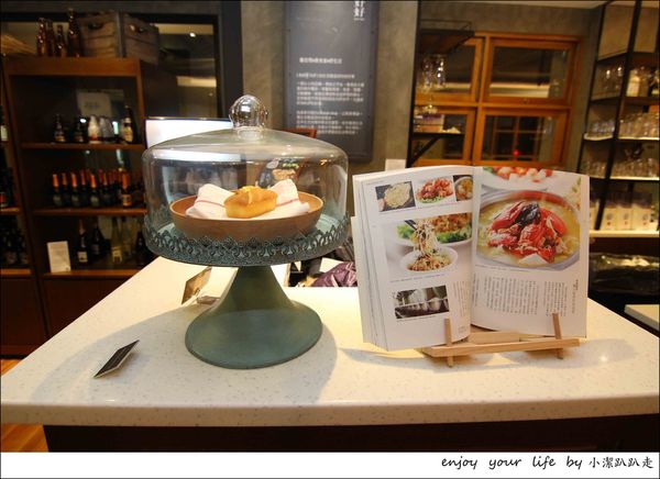 IMG_7106.JPG IMG_7106.JPG