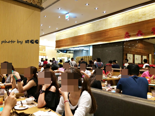 【台中 西屯】添好運 台中大遠百內,平價的米其林一星港點,人氣真的很旺欸!!!