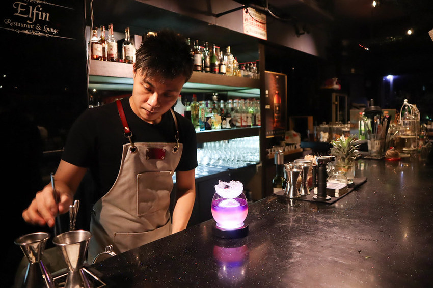 Elfin Restaurant & Lounge (134)