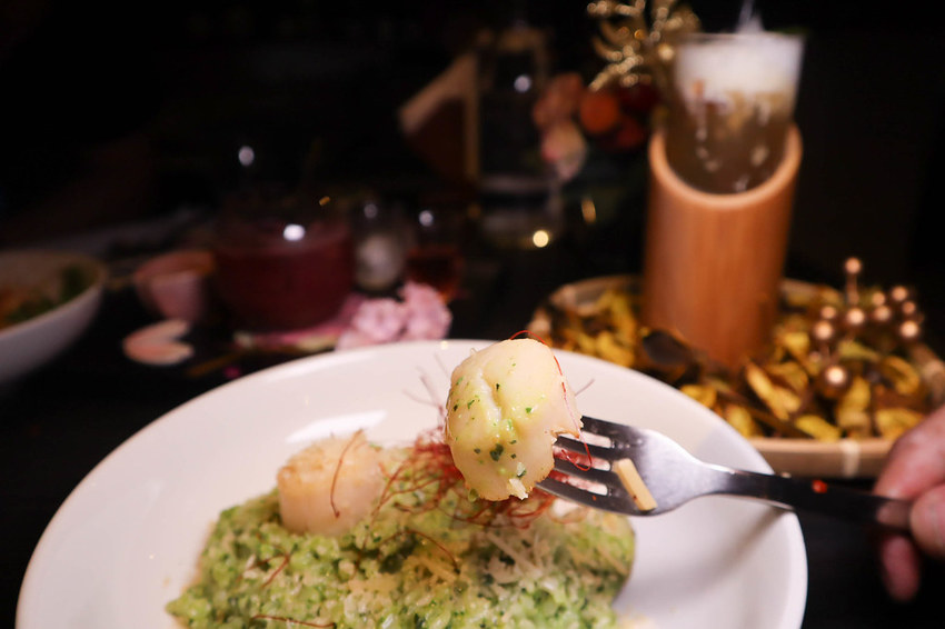 Elfin Restaurant & Lounge (79)