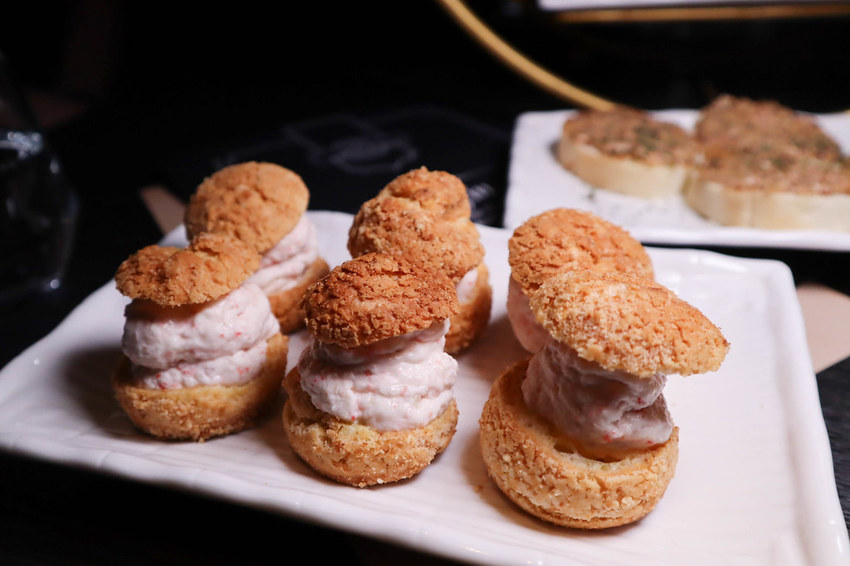 Elfin Restaurant & Lounge (23)