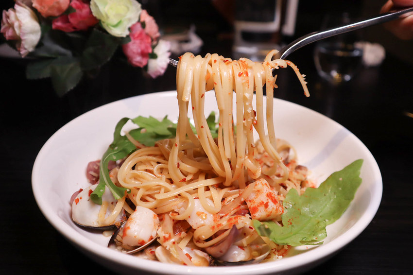 Elfin Restaurant & Lounge (43)