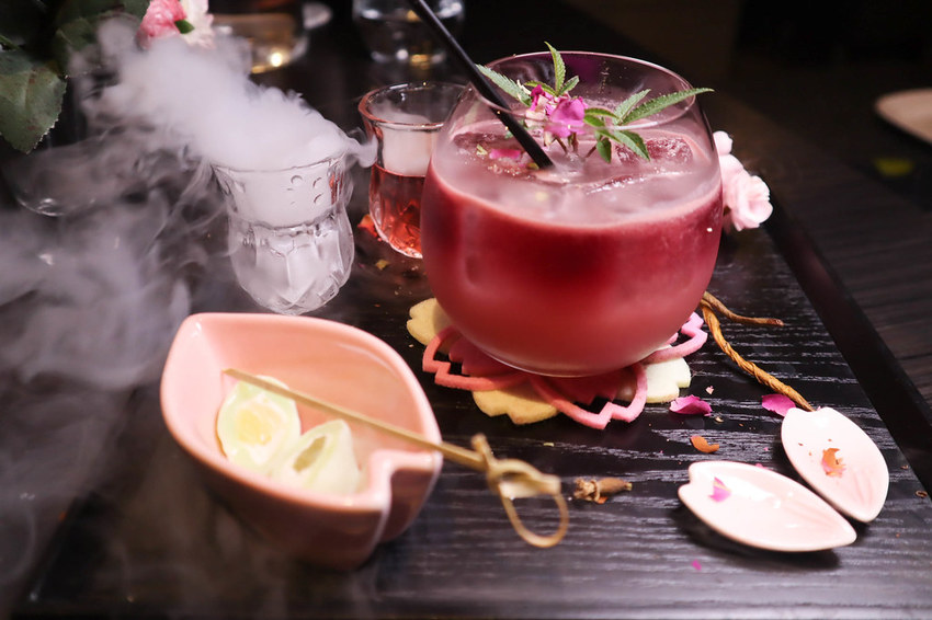 Elfin Restaurant & Lounge (60)