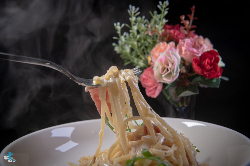 台北東區餐酒館》Elfin Restaurant & Lounge - 精靈魔幻調酒 好友小酌相聚 情人甜蜜浪漫時光 - 時空幻境 凌雲江海清