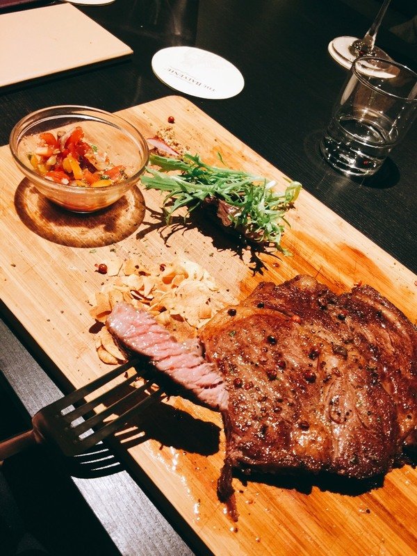 Elfin Restaurant & Lounge：【東區Lounge Bar推薦】Elfin Restaurant & Lounge~美酒、美食有著精靈魔法的氛圍~絕對要帶麻吉好友來放鬆紓壓的好地方喔!