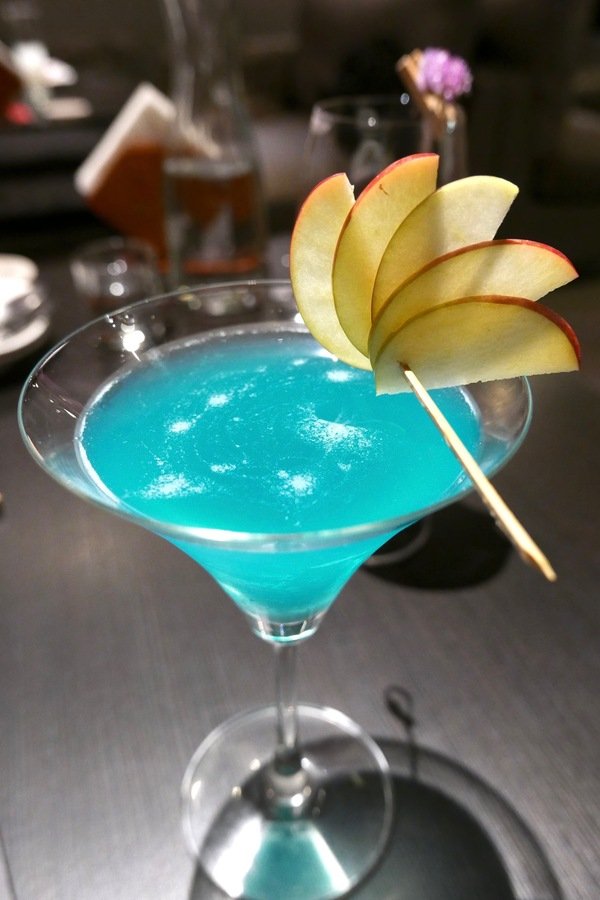 Elfin Restaurant & Lounge：【東區Lounge Bar推薦】Elfin Restaurant & Lounge~美酒、美食有著精靈魔法的氛圍~絕對要帶麻吉好友來放鬆紓壓的好地方喔!