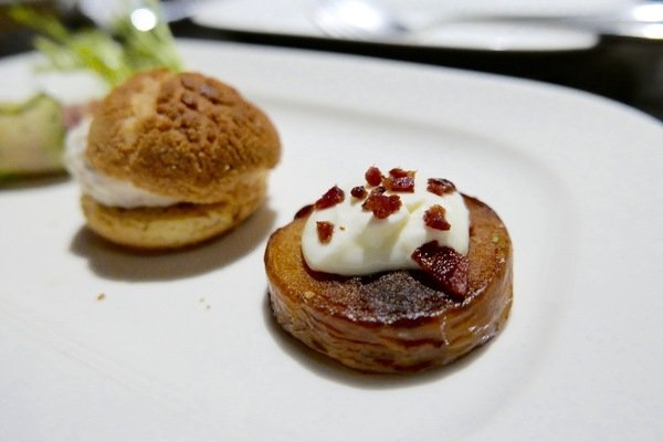 Elfin Restaurant & Lounge：【東區Lounge Bar推薦】Elfin Restaurant & Lounge~美酒、美食有著精靈魔法的氛圍~絕對要帶麻吉好友來放鬆紓壓的好地方喔!