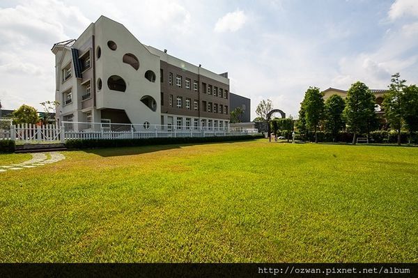 [親子]探索迷宮歐式莊園餐廳。