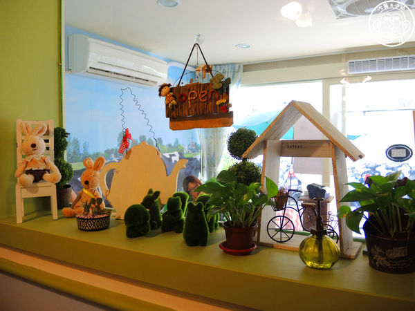 初鹿小站二店：呷飽祙【新北板橋･初鹿小站二店】純鮮乳做的吐司