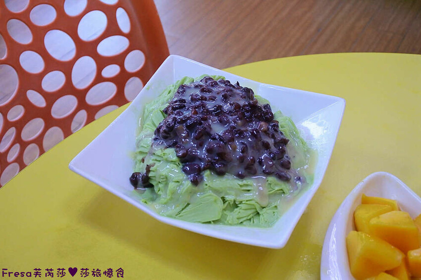 台南冰品【熱情小子芒果冰】玉井老街農會超舒適冰店.滿滿芒果疊成小山.細緻雪綿冰芒果香│千層蛋糕│玉井美食 - Fresa芙芮莎♥莎旅憶食