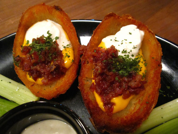 DemonL美式餐廳：【台北市】年輕人築夢打造經典美式料理餐廳-DemonL美式餐廳