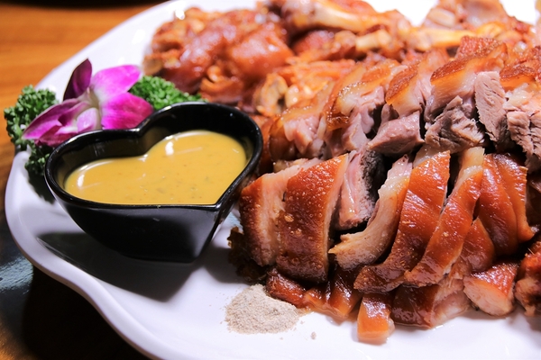 68食堂:【新北市新店食記】新店安坑68食堂~商業午餐,創意料理,中式熱炒,外繪桌菜要提早預約