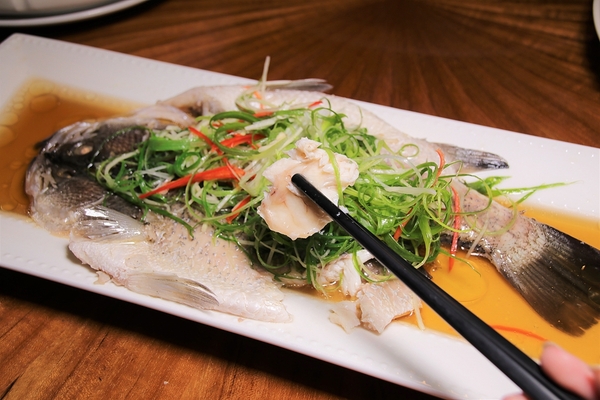 68食堂:【新北市新店食記】新店安坑68食堂~商業午餐,創意料理,中式熱炒,外繪桌菜要提早預約