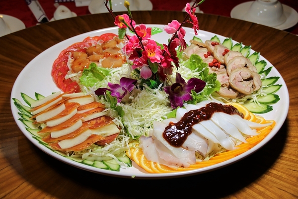 68食堂:【新北市新店食記】新店安坑68食堂~商業午餐,創意料理,中式熱炒,外繪桌菜要提早預約