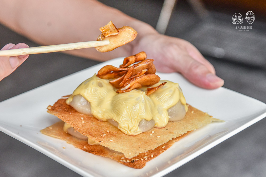 上海邵師傅湯包：台北大安區美食-會爆漿的創意脆皮湯包，有起司、臭豆腐、麻婆豆腐等多種創意口味！ - 2A食旅日記