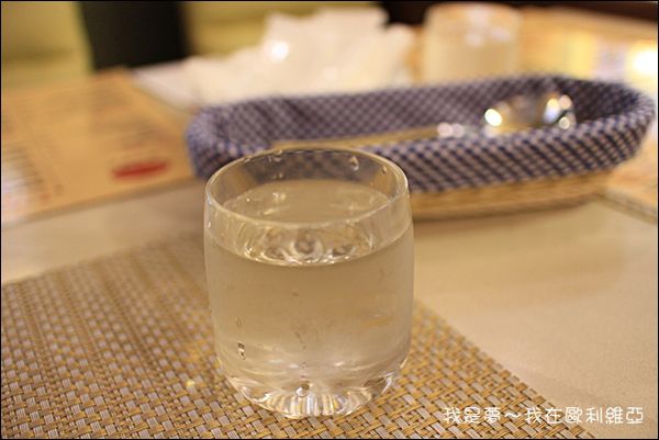 歐利維亞21.jpg 歐利維亞21.jpg