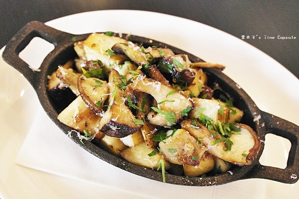 [高雄中央公園站]Trattoria del CHA CHA-令人驚豔的義式餐點+本土品牌掌門精釀啤酒~