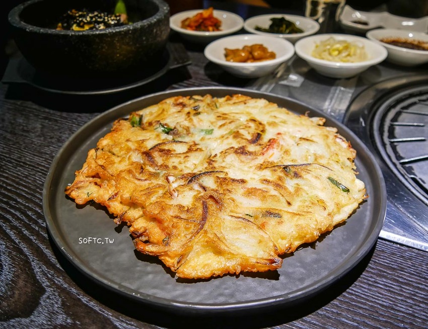 中山區韓式料理》三兄弟韓式料理●一秒到韓國~來行天宮吃道地韓式料理吧! 三兄弟烤肉超澎湃小菜還可無限續 - 軟西，遊記