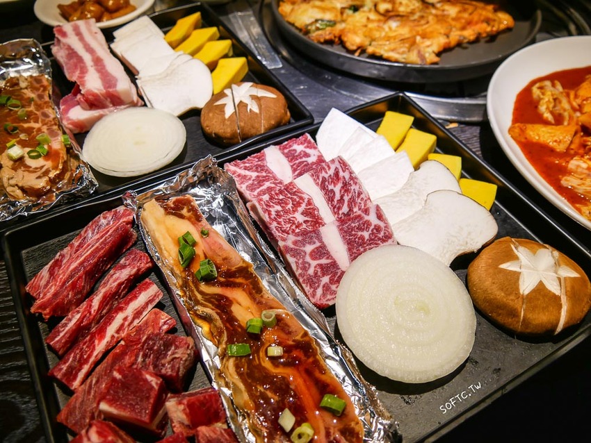 中山區韓式料理》三兄弟韓式料理●一秒到韓國~來行天宮吃道地韓式料理吧! 三兄弟烤肉超澎湃小菜還可無限續 - 軟西，遊記