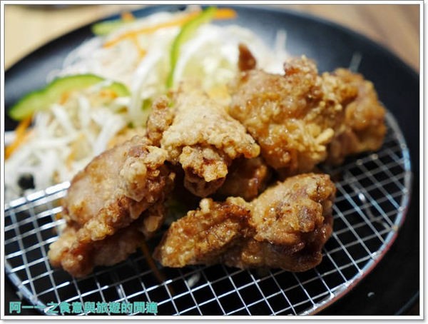 食屋重次郎：捷運中山站 食屋重次郎 雪花咖哩烏龍麵/巨無霸咖哩飯～東京當紅神奇幕斯烏龍麵等你來試試