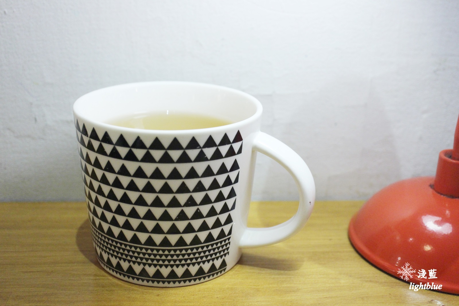 [ 中正紀念堂站美食 ] 淺藍 × 生活在他方 elsewhere cafe～草莓、抹茶千層，還有主廚特製無菜單早午餐