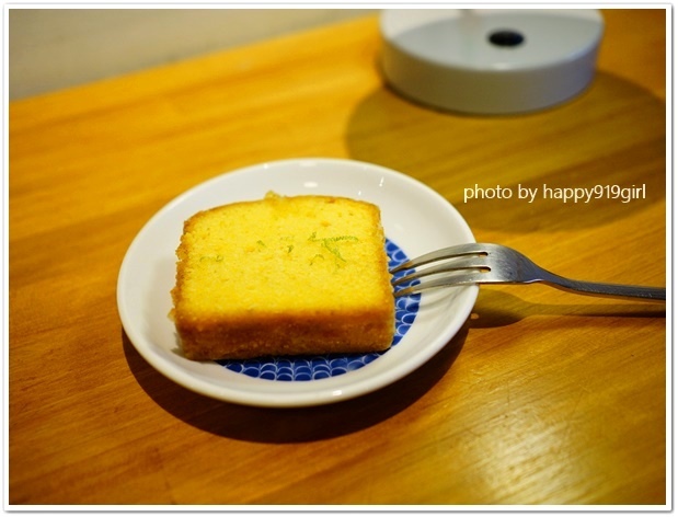 [台北]鄰近中正紀念堂。大人的繪本咖啡店。不提供訂位服務★生活在他方elsewhere cafe