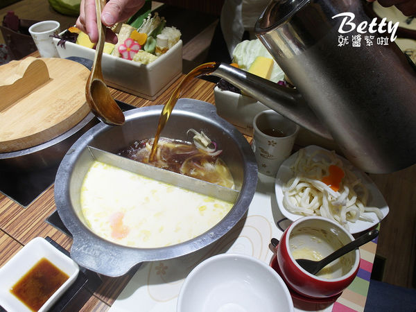 20170915凱蒂貓火鍋 (40).jpg