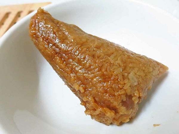 【台北美食】一口金酥臭豆腐|沒有排隊吃不到!通化街夜市裡必吃的臭豆腐