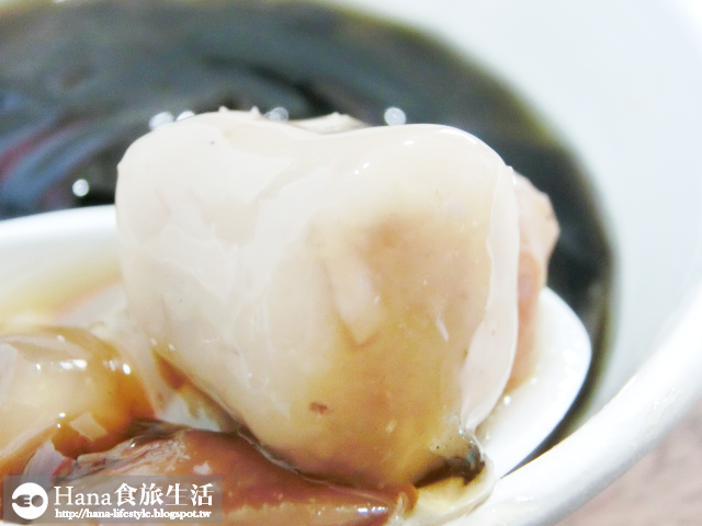 【台中北屯】新凍嫩仙草 | 消暑氣必吃 柔嫩仙草入口即化 芋圓真材實料 便宜大碗又好吃