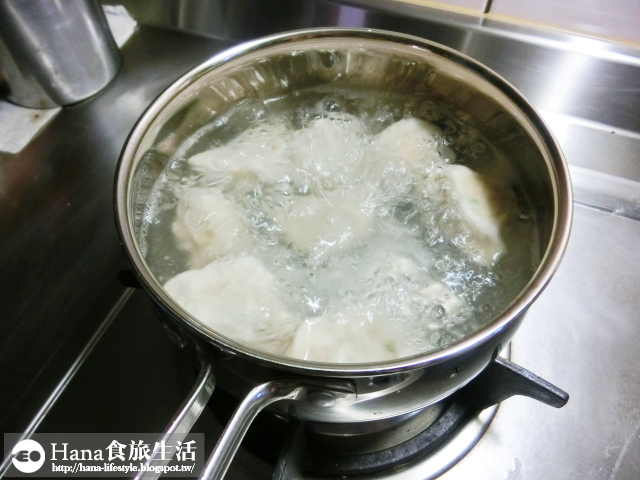 【廠商合作】就愛醬拌 純手工鬼頭刀魚肉水餃 | 高麗菜玉米口味 低脂健康又新鮮 不用沾醬也好吃 台東十大特色美食