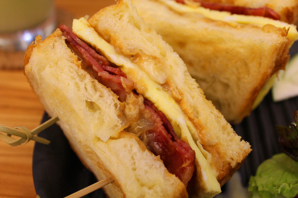 路易先生早午餐：[台南]就是要吃brunch 路易先生早午餐