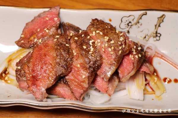 小確幸串燒居酒屋(板橋店)：板橋居酒屋『小確幸串燒居酒屋』湳(南)雅夜市美食/捷運府中站