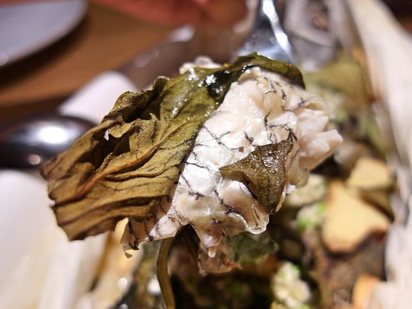 饗泰多 Siam More 泰式風格餐廳(桃園店):❤️美食❤️【桃園。市區】饗泰多 Siam More 泰式風格餐廳(桃園店) / 超厚月亮蝦餅/香料紙包魚/4人遊泰套餐/愛評體驗團