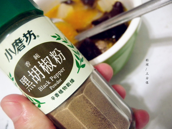 龍師父黃金泡菜坊：【宅配。泡菜】龍師父黃金泡菜坊   夏日樂悠悠~ 帶著清爽泡菜一起出門郊遊吧~