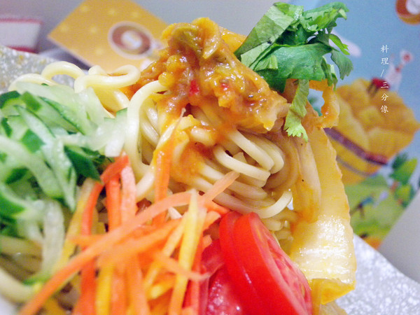 龍師父黃金泡菜坊：【宅配。泡菜】龍師父黃金泡菜坊   夏日樂悠悠~ 帶著清爽泡菜一起出門郊遊吧~