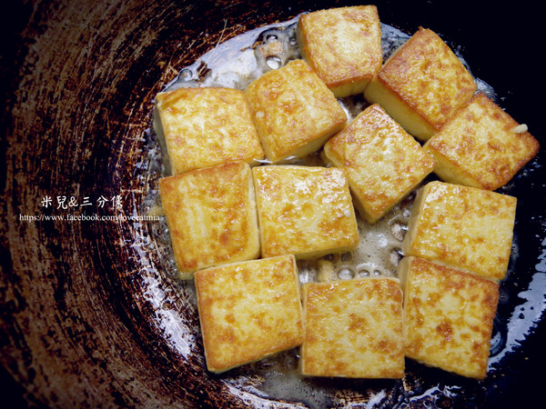 龍師父黃金泡菜坊：[宅配] 龍師傅黃金泡菜坊  一起來使用黃金泡菜座一到簡單美味的料理吧!