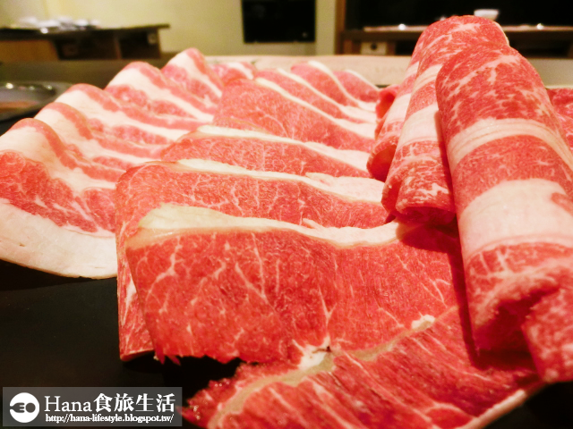 【廠商合作】宮綺308 昆布の鍋 | 公館美食 牛三寶拼盤 肉份量多 大蛤蠣·蝦 食材新鮮肥厚 免收服務費的精緻火鍋