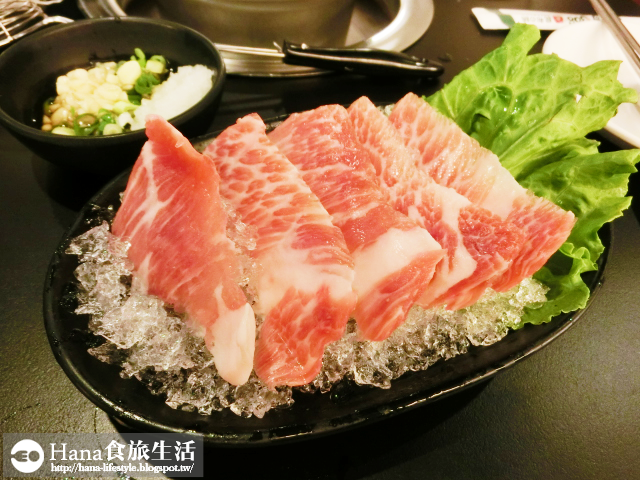 【廠商合作】宮綺308 昆布の鍋 | 公館美食 牛三寶拼盤 肉份量多 大蛤蠣·蝦 食材新鮮肥厚 免收服務費的精緻火鍋