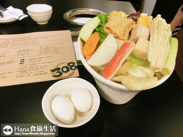 【廠商合作】宮綺308 昆布の鍋 | 公館美食 牛三寶拼盤 肉份量多 大蛤蠣·蝦 食材新鮮肥厚 免收服務費的精緻火鍋