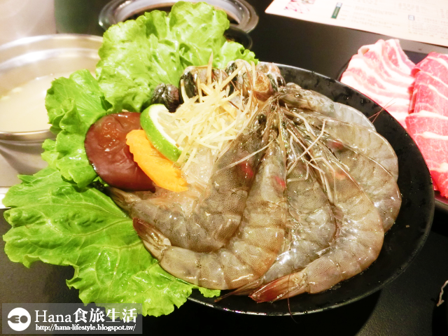 【廠商合作】宮綺308 昆布の鍋 | 公館美食 牛三寶拼盤 肉份量多 大蛤蠣·蝦 食材新鮮肥厚 免收服務費的精緻火鍋