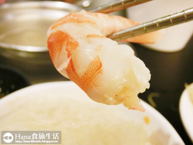 【廠商合作】宮綺308 昆布の鍋 | 公館美食 牛三寶拼盤 肉份量多 大蛤蠣·蝦 食材新鮮肥厚 免收服務費的精緻火鍋