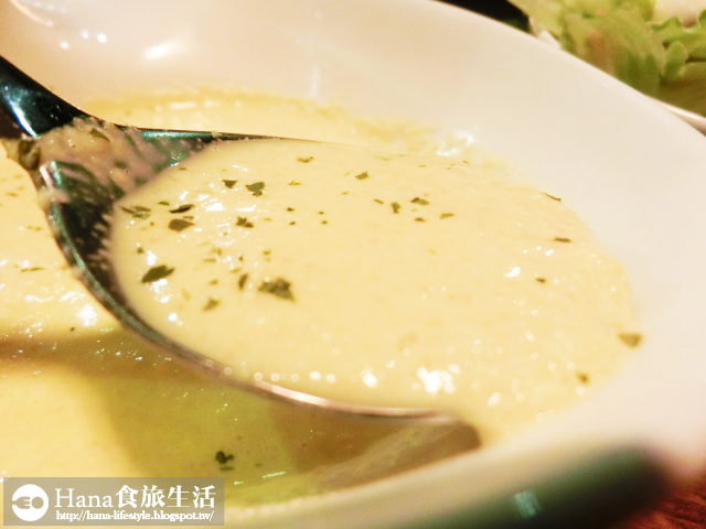 【台北信義】燄 move deluxe | 信義區氣氛小店 三五好友聚會聊天好所在 新義式料理 濃郁燉飯&義大利麵