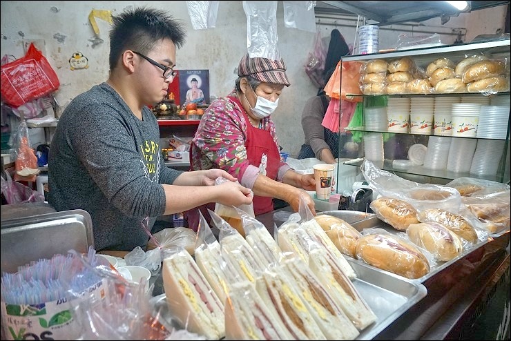 DSC09502.jpg DSC09502.jpg