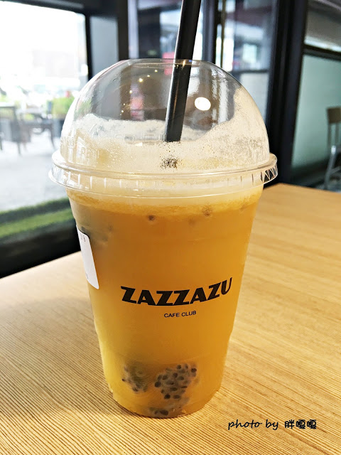 【台中 南屯】Zazzazu 查查路!!隱藏版彩虹蛋糕、義大利麵很好吃、隱身文心家樂福內!!