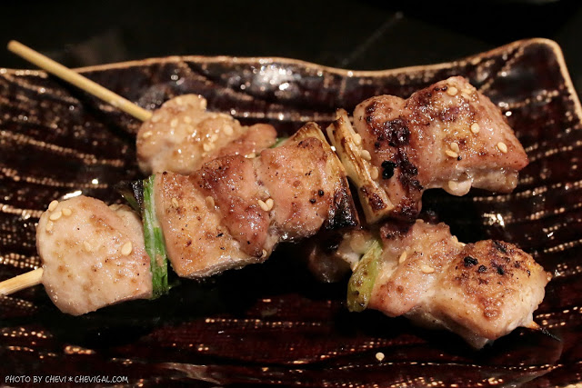 台中北屯│那一間日式串燒居酒屋＊你沒看錯！整隻龍蝦的超級豪華版味噌湯只要100元！台中宵夜推薦來這就對了！