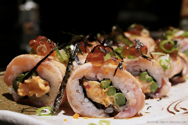 台中北屯│那一間日式串燒居酒屋＊你沒看錯！整隻龍蝦的超級豪華版味噌湯只要100元！台中宵夜推薦來這就對了！